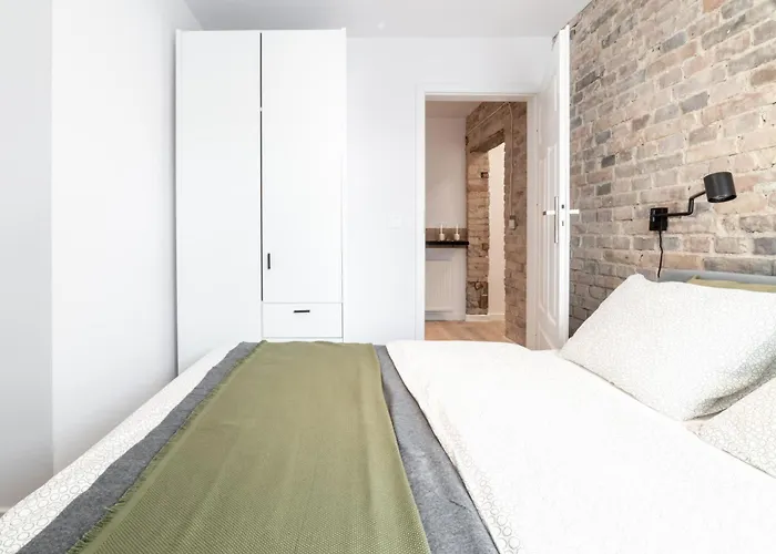 Pamiatkowa 11, 2 Rooms, Self Check In 24h דירה