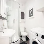 Pamiatkowa 11, 2 Rooms, Self Check In 24h Poznań
