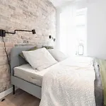 Pamiatkowa 11, 2 Rooms, Self Check In 24h