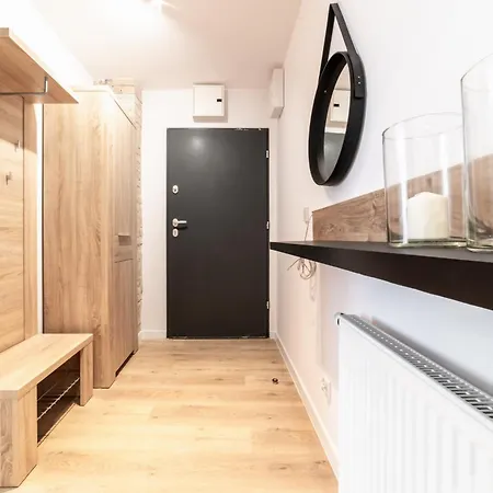 Apartmán Pamiatkowa 11, 2 Rooms, Self Check In 24h