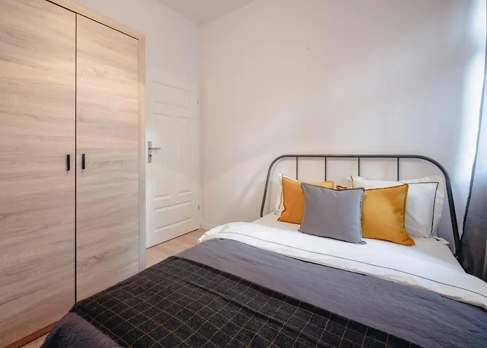 Pamiatkowa 11, 2 Rooms, Self Check In 24h * Poznan