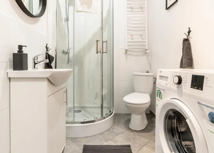 Apartment Pamiatkowa 11, 2 Rooms, Self Check In 24h Poznan