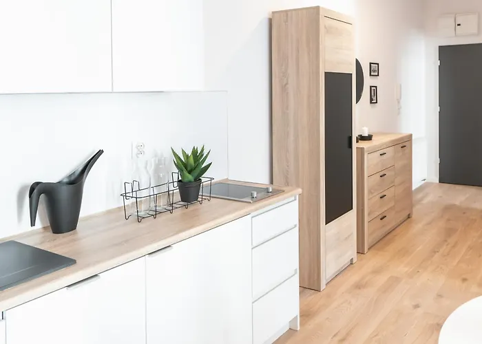 Pamiatkowa 11, 2 Rooms, Self Check In 24h *